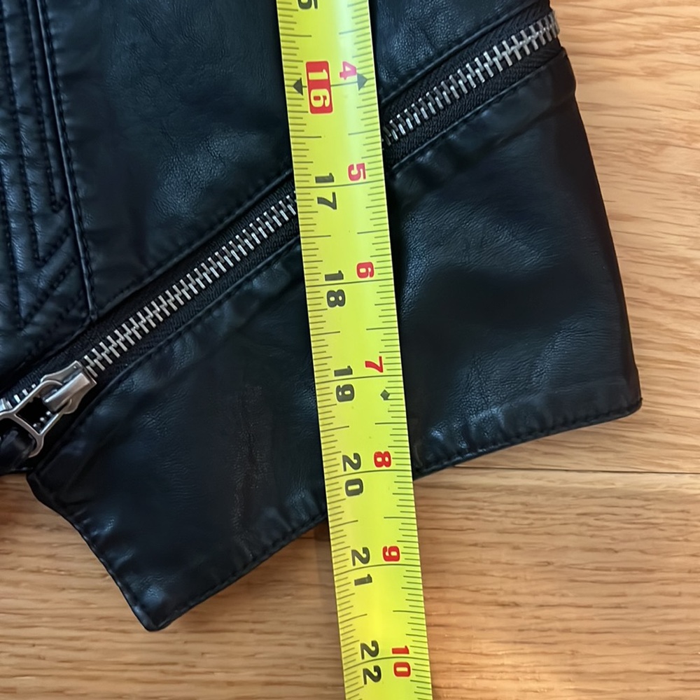 Lulu’s Up on a Tuesday Black Vegan Leather Jacket.  Size Large. - Picture 13 of 14